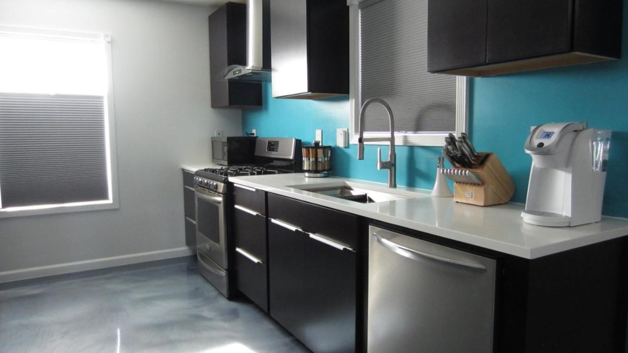 Modern/Retro Condo Highpoint Kültér fotó