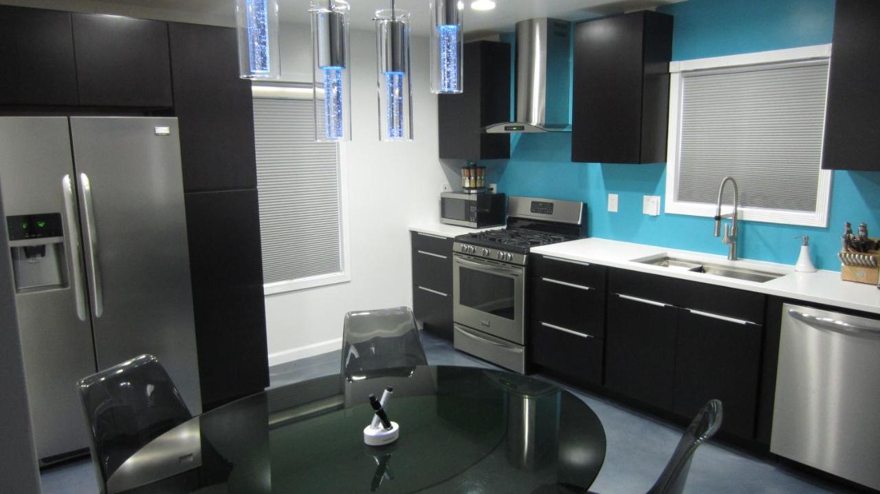 Modern/Retro Condo Highpoint Kültér fotó